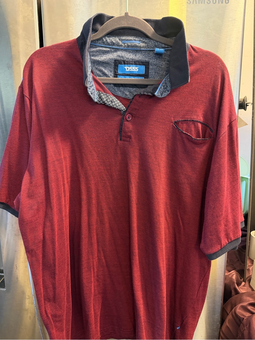 Men's Maroon Short-Sleeve Polo with Subtle Chest Logo